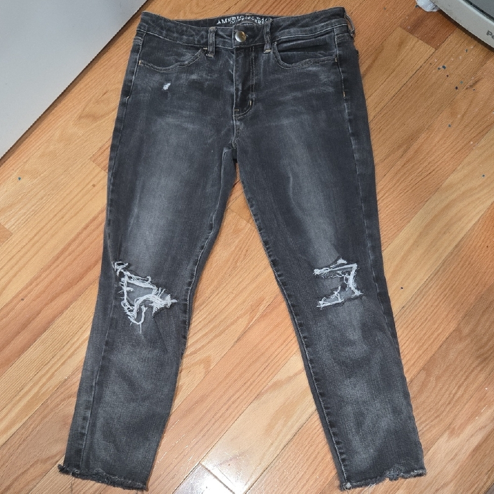 American Eagle Outfitters Charcoal Distressed Cropped Jeans